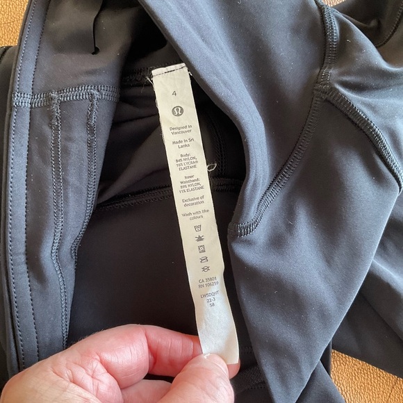 Lululemon Luxtreme black leggings - Picture 3 of 8